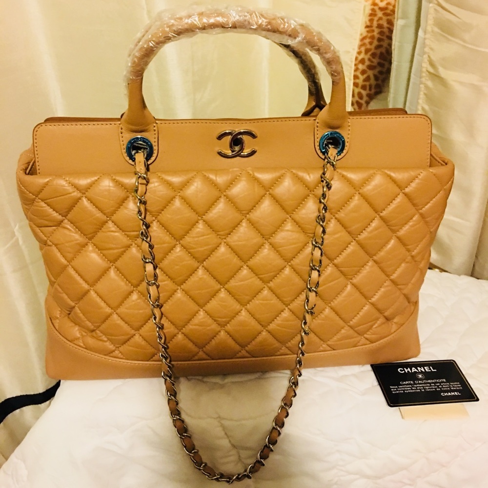 SOLD*********Chanel Be CC tote **Rare**